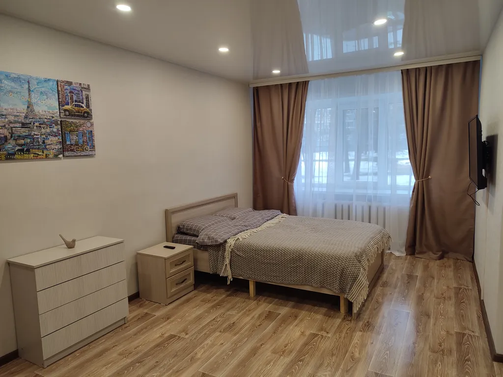 Уютная 1-комнатная квартира в самом центре города — аренда посуточно в Псков