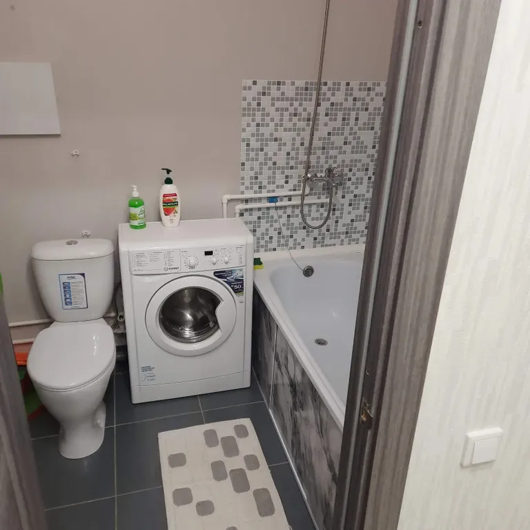 Чистая квартира-студия в ЖК Акварели