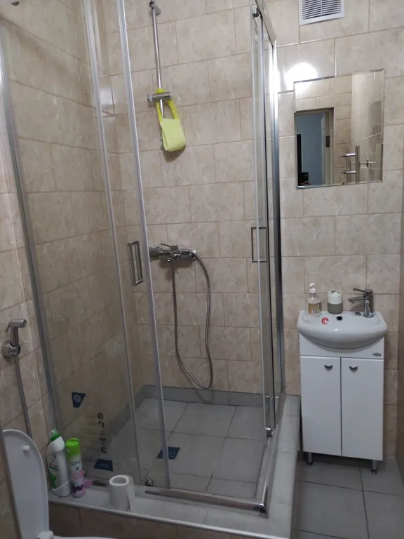 1 комнатная замечательная квартира