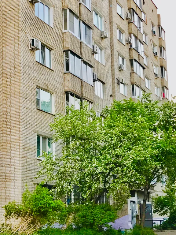 Современная шикарная с новым дизайнерским ремонтом квартира