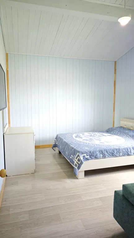 Дом у реки на закрытой охраняемой территории комплекса Гранд Ольгино