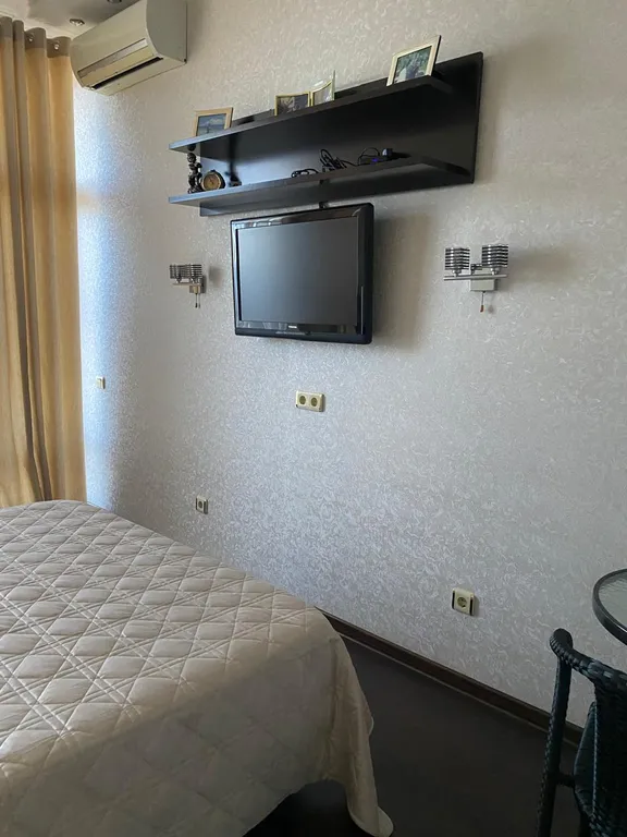 Загородный дом в можжевеловом лесу