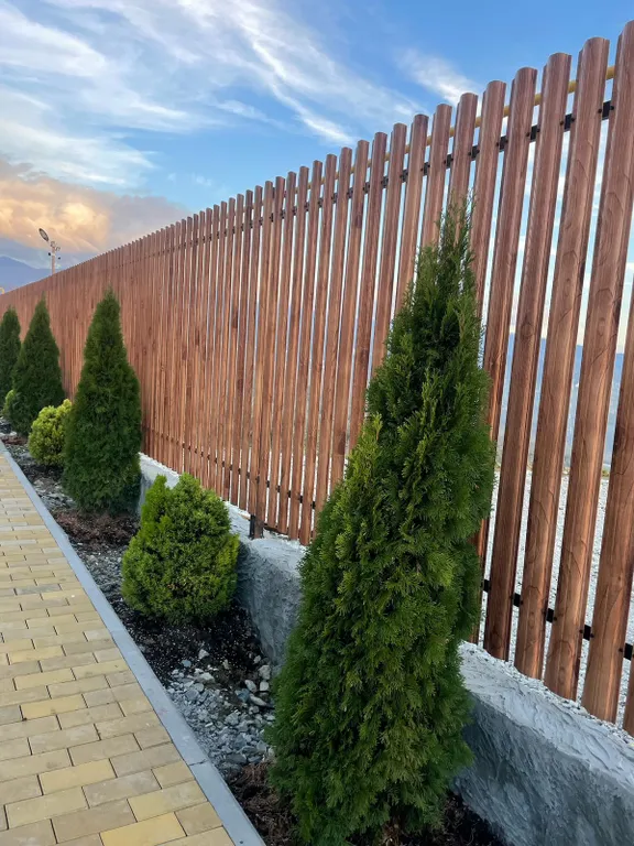 Студия в гостевом доме на 3 этаже с видом на море и горы