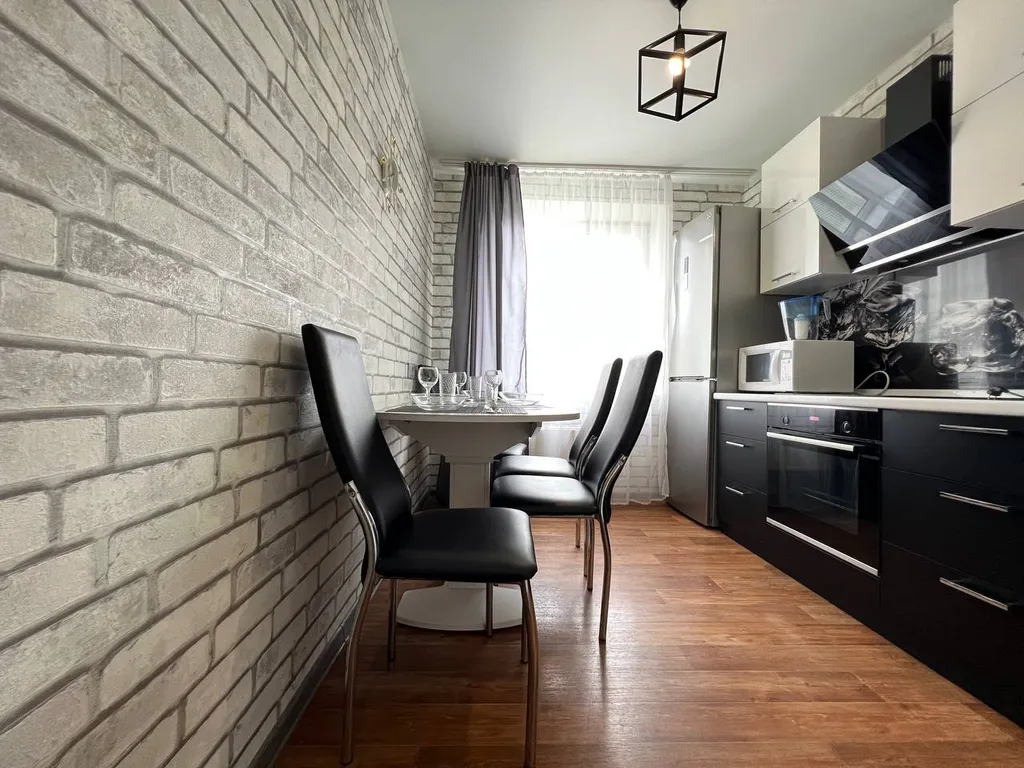 Трёхкомнатные апартаменты в центре Автозаводского района