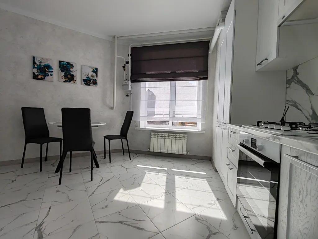 Светлая однушка в шаговой доступности от диагностического центра