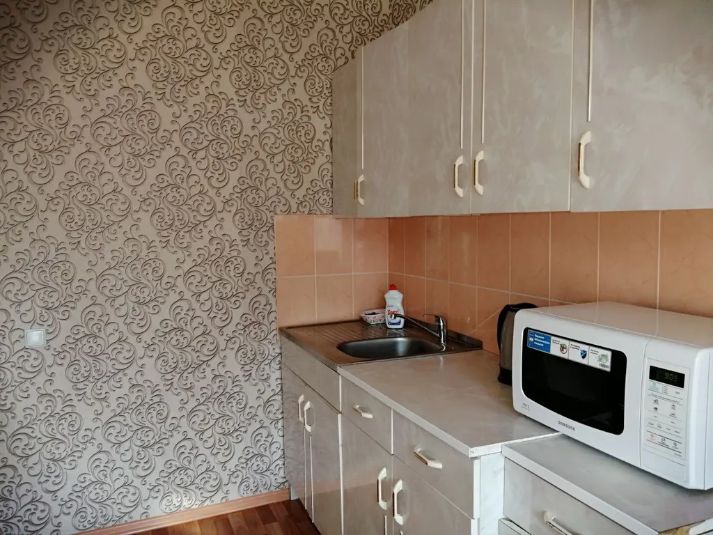 Домашний очаг на Артема 100