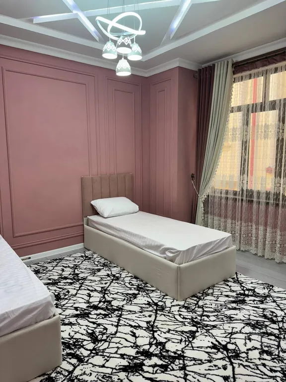 3-этажный дом  в центре города