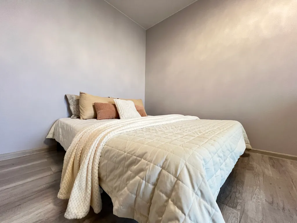 Квартира Квартира Просторная 2-к. к.в на Ейском шоссе нет оплаты за уборку — Краснодар