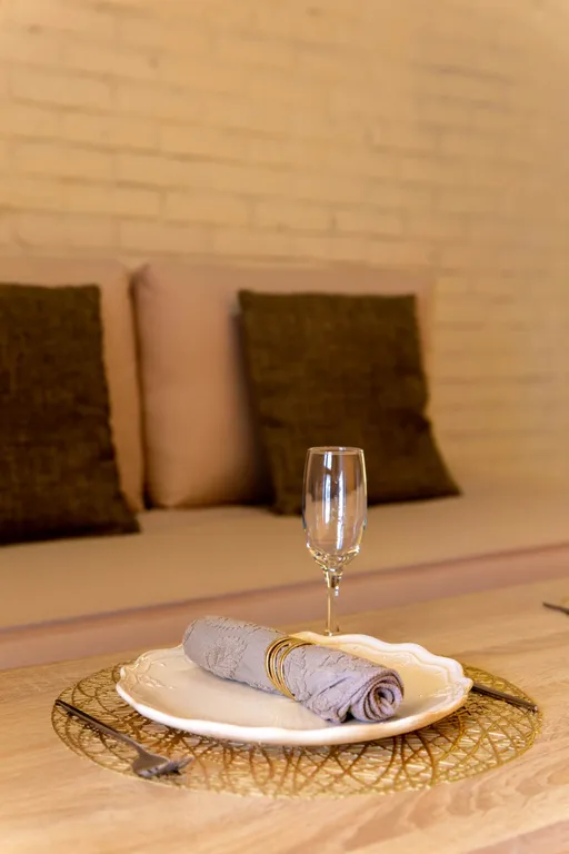 Студия с патио