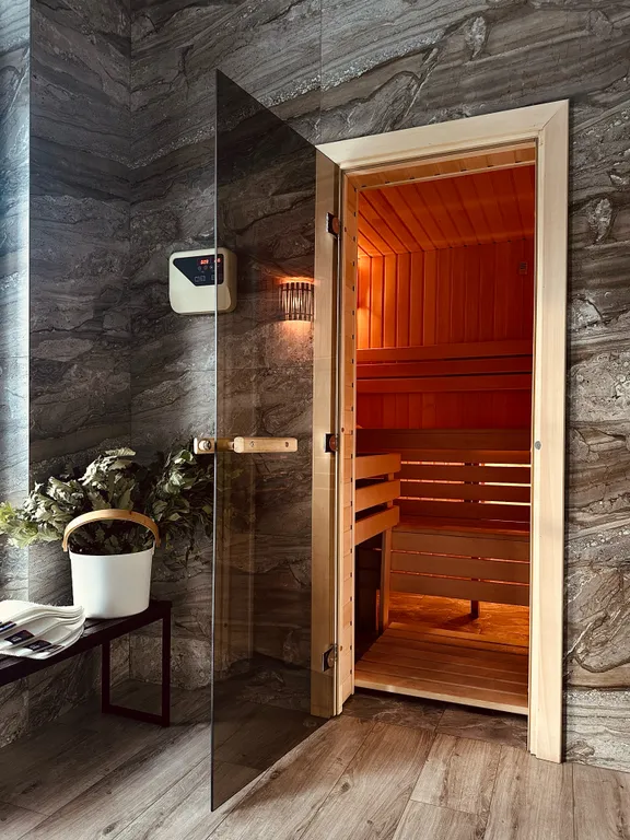 Коттедж с бассейном и баней