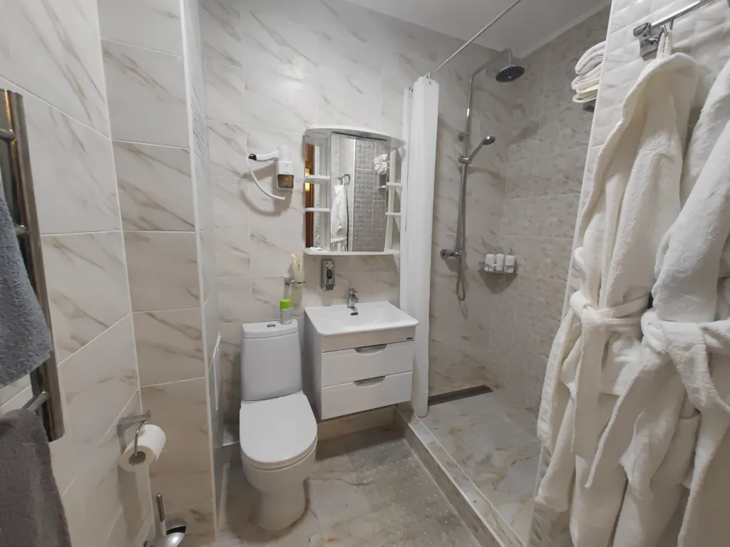 Уютный номер с видом на горы