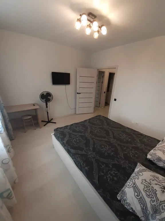 Однокомнатная квартира в новом доме, со свежим ремонтом, в центре