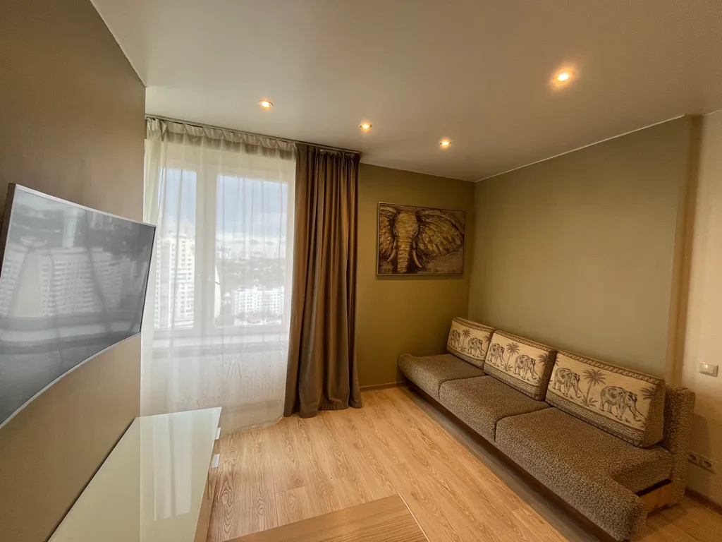 Квартира Уютная студия с шикарным видом — аренда посуточно в Красногорск