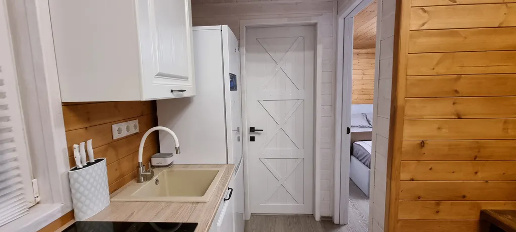 Коттедж Дом с террасой в лесу рядом с речкой — Архыз