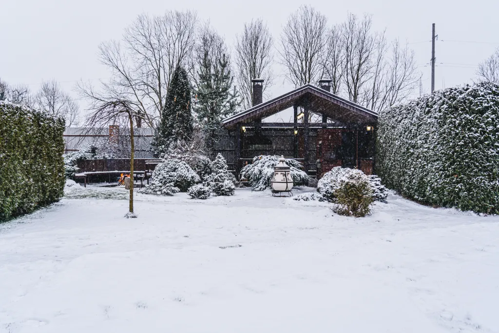 Коттедж Просторный уютный дом — Коммунар