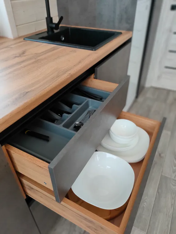 Уютный дом на берегу озера