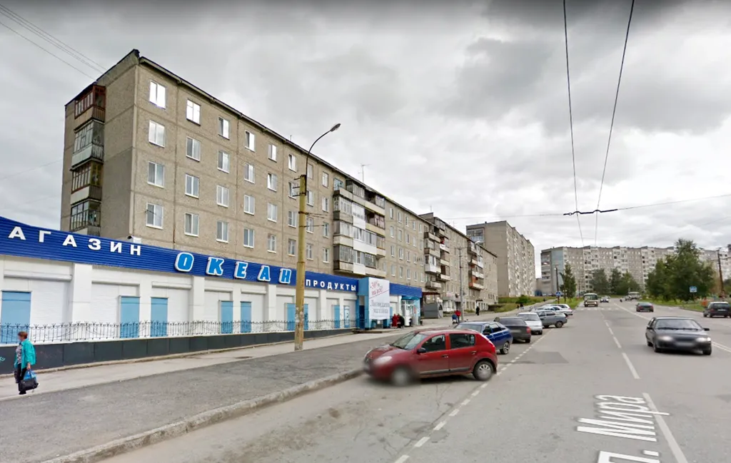 Люксовая двухкомнатная с авторским освещением