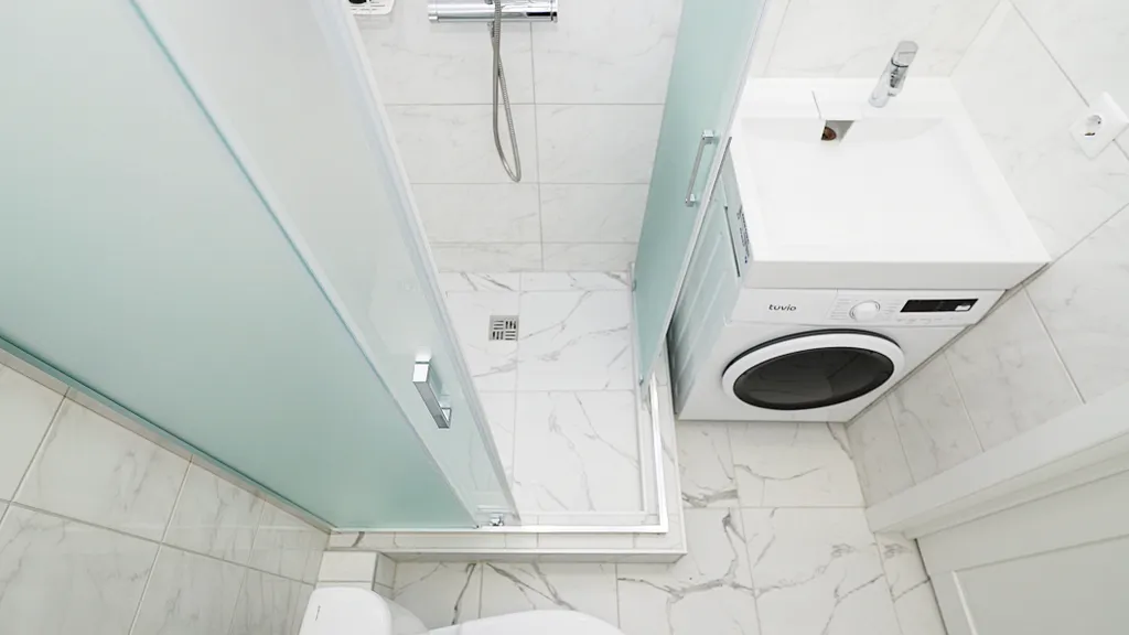 Красивая и уютная студия вблизи метро рядом с центром города