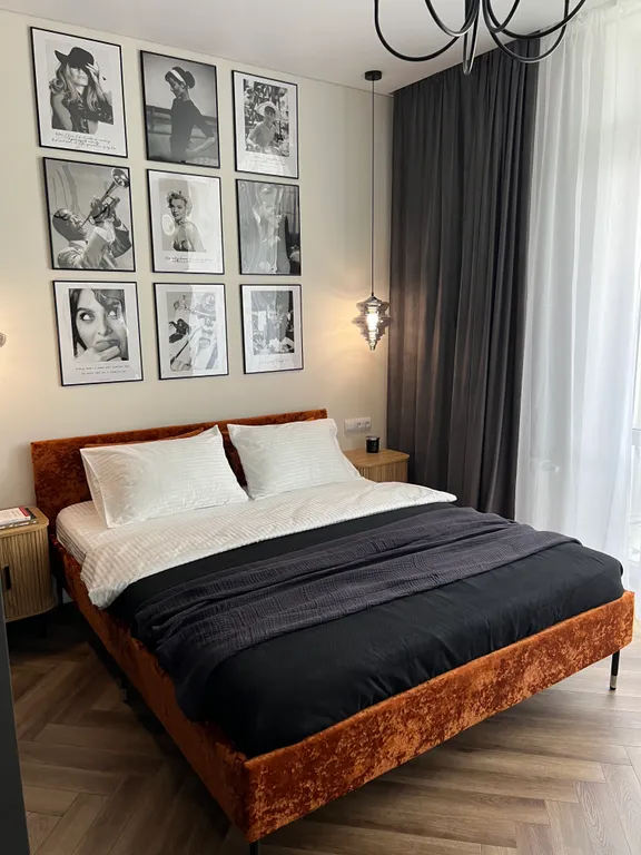 Евродвушка в стиле старого Голливуда