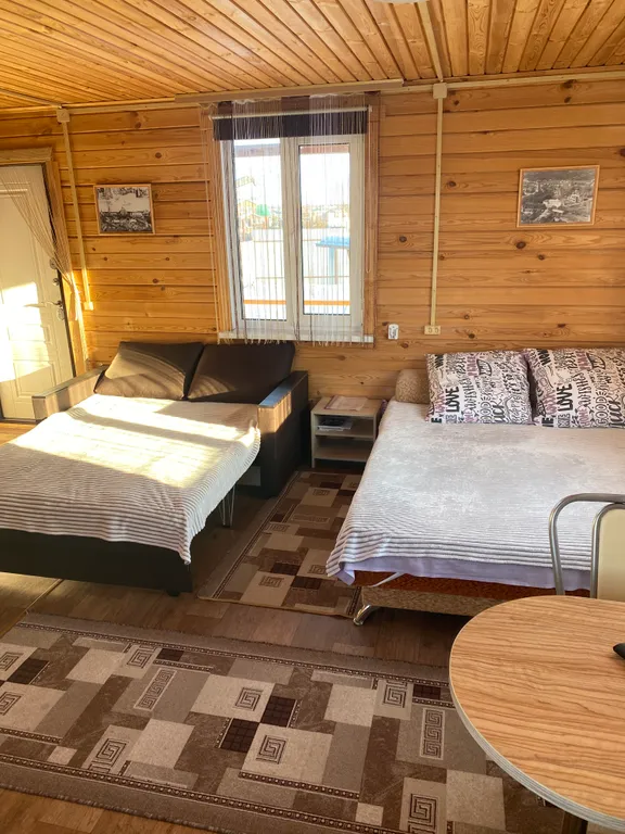 Уютный деревянный домик