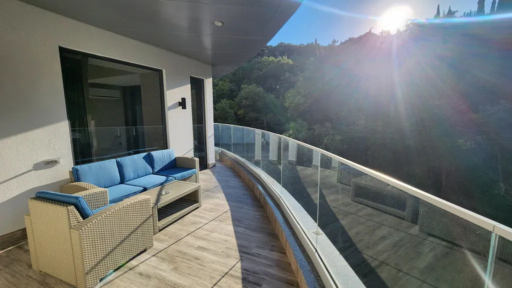 Трехкомнатная квартира в Приморском парке