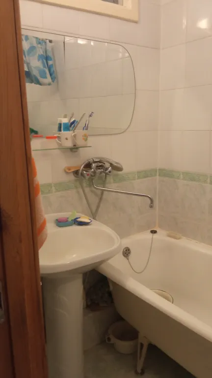 Комната в квартире академгородок, кл. Мешалкина, нгу технопарк