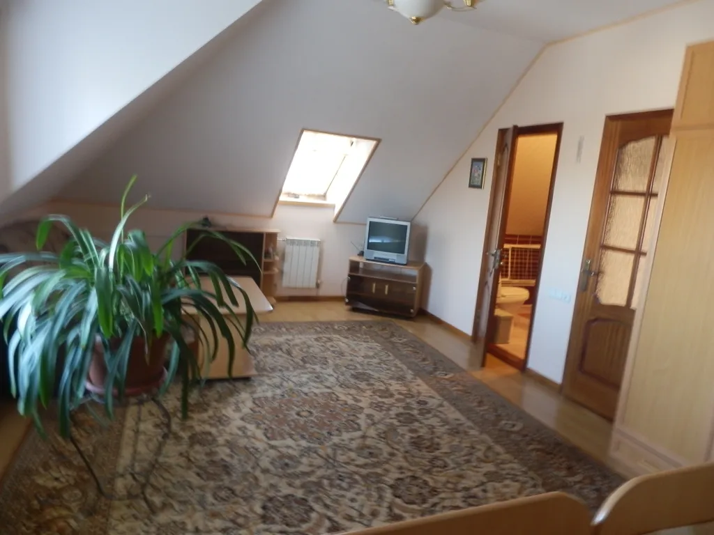 Просторные удобные апартаменты в тихом живописном месте у Гремячей Башни