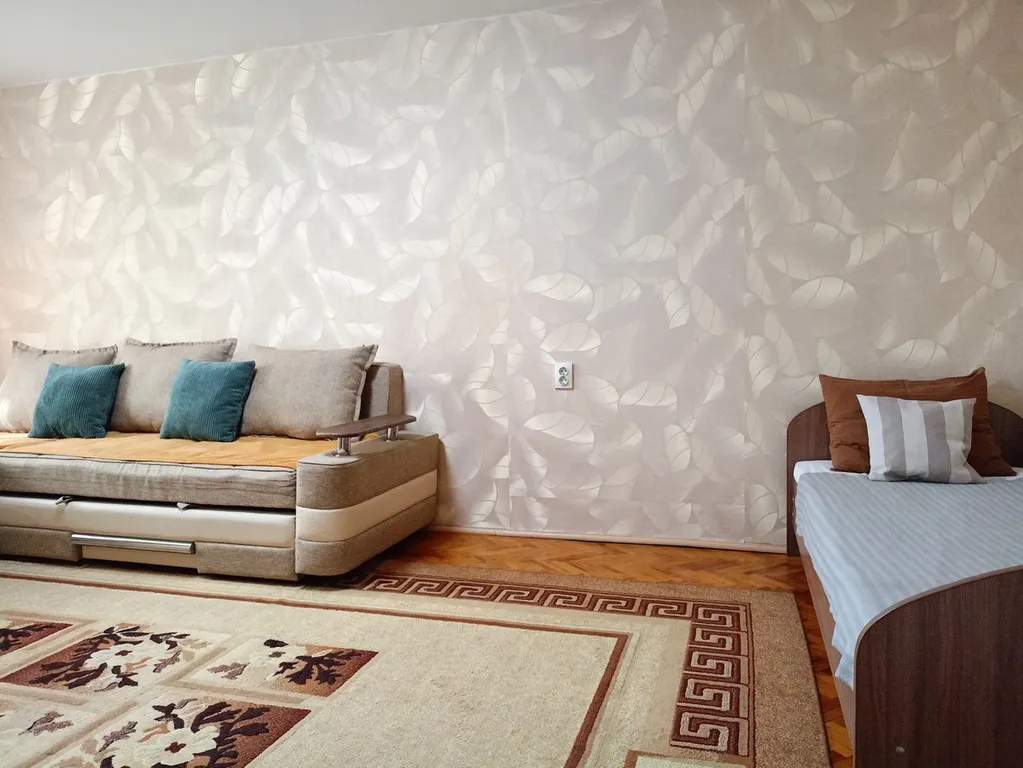 Двухкомнатная квартира для 6 гостей в центре города