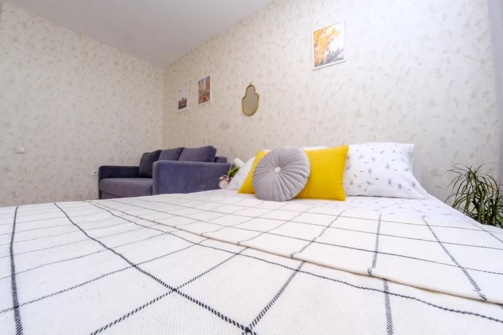 УГНТУ. Уютная квартира на 4 гостя в новом доме (ул. Мира, д. 8)