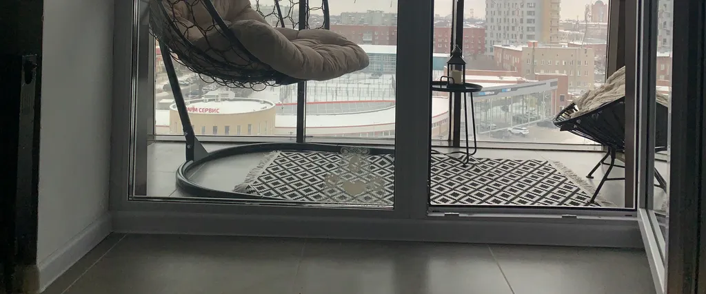 Стильные апартаменты в центре, панорамным видом на город