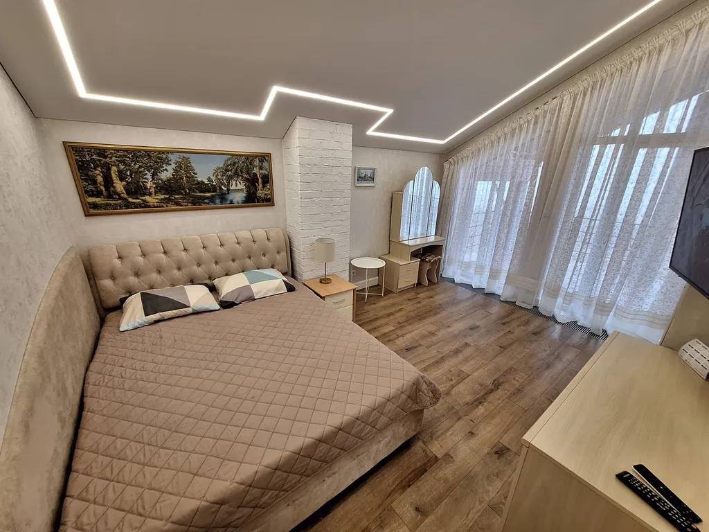 Дом на Набережной