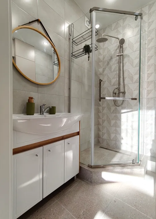 Уютная студия с видом на лес и закат