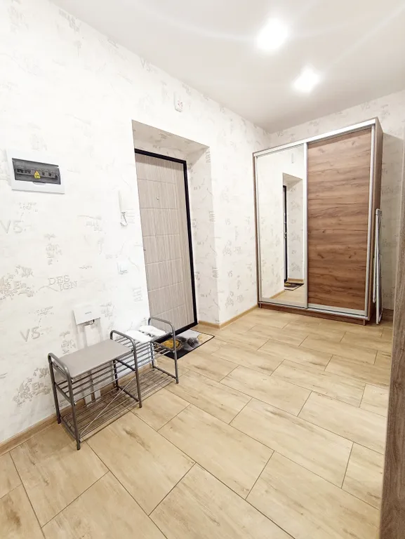 Уютная квартира с хорошим ремонтом в новом доме ЖК Легенды Моря