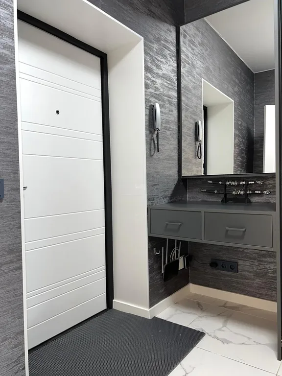 Стильная квартира около моря