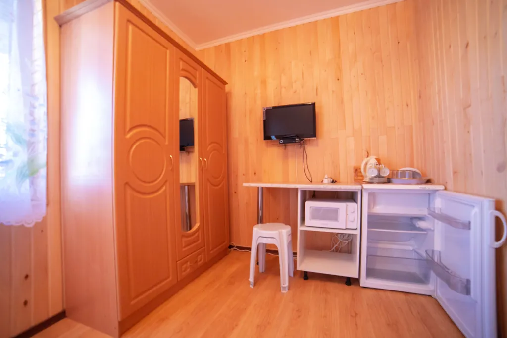 Квартира Квартира Двухкомнатный пятиместный номер на втором  этаже — Витино