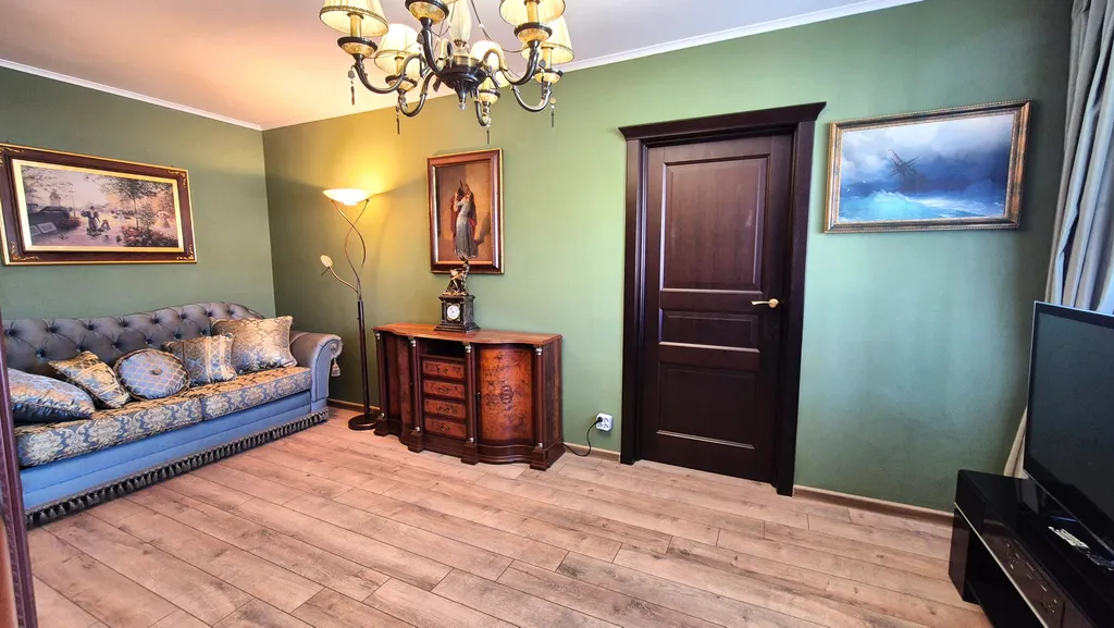 Королева Англии рекомендует 2-комнатную квартиру в центре города