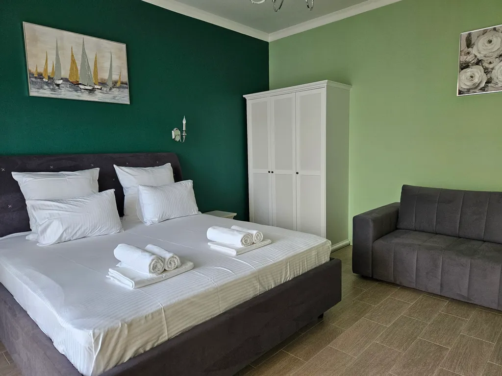 Люкс в отеле Атлас