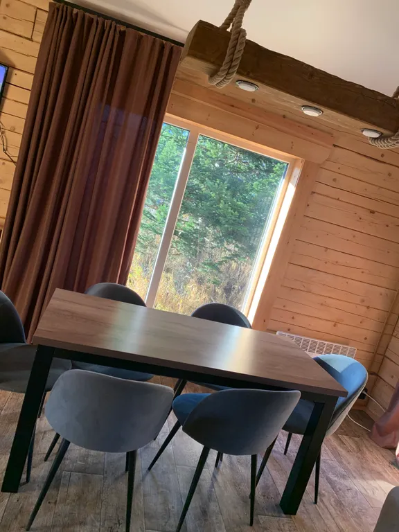 Домик в Геше: снег снаружи, тепло внутри