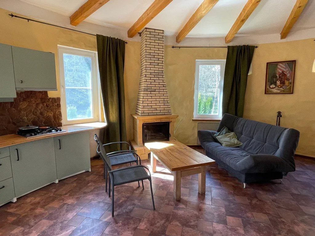 Уединённый Круглый Дом в горах Отшельник