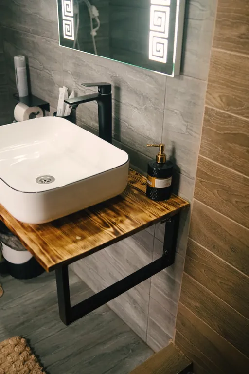 Новенький коттедж на большую компанию