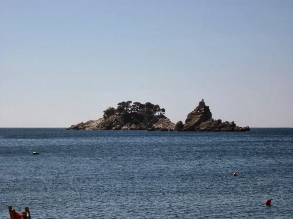 Шикарная квартира с видом на море