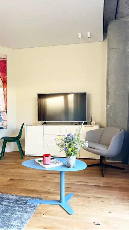 Стильная квартира у моря с террасой