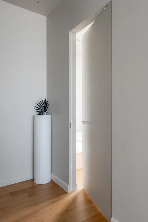 Угловой стильный апартамент с 2 спальнями