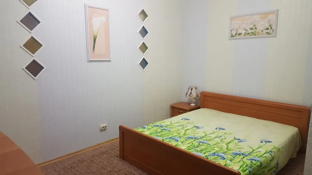 Коттедж Коттедж со своим двориком и гаражом — Ялта