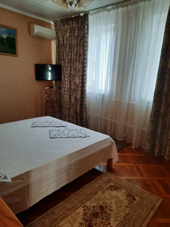 Дом с бассейном