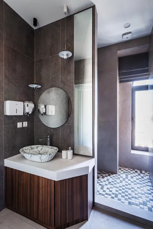 Kazakhstan resident's 178 by Royal rentals