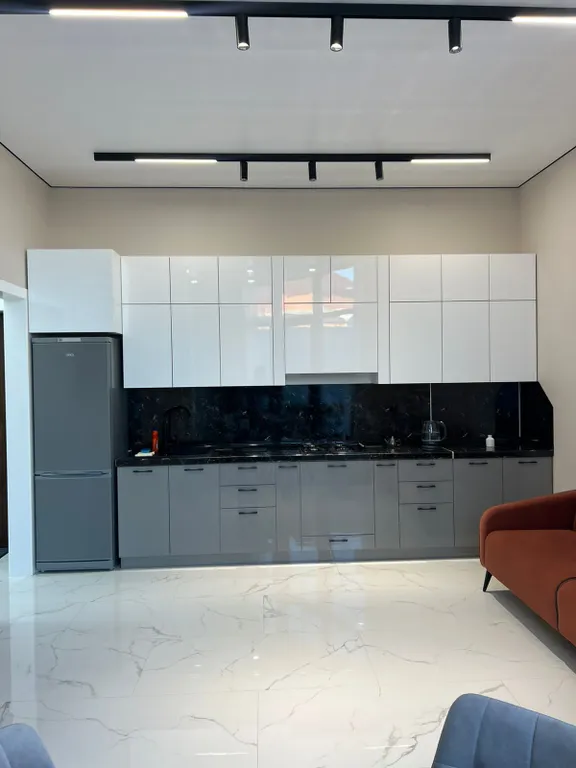 Квартира с личной террасой и видом на море