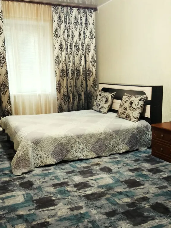 Уютная 1-комнатная квартира — аренда посуточно в Астрахань