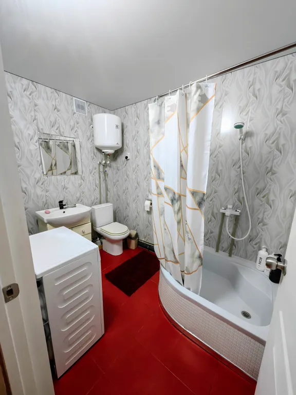 Уютная двухкомнатная квартира с видом на море