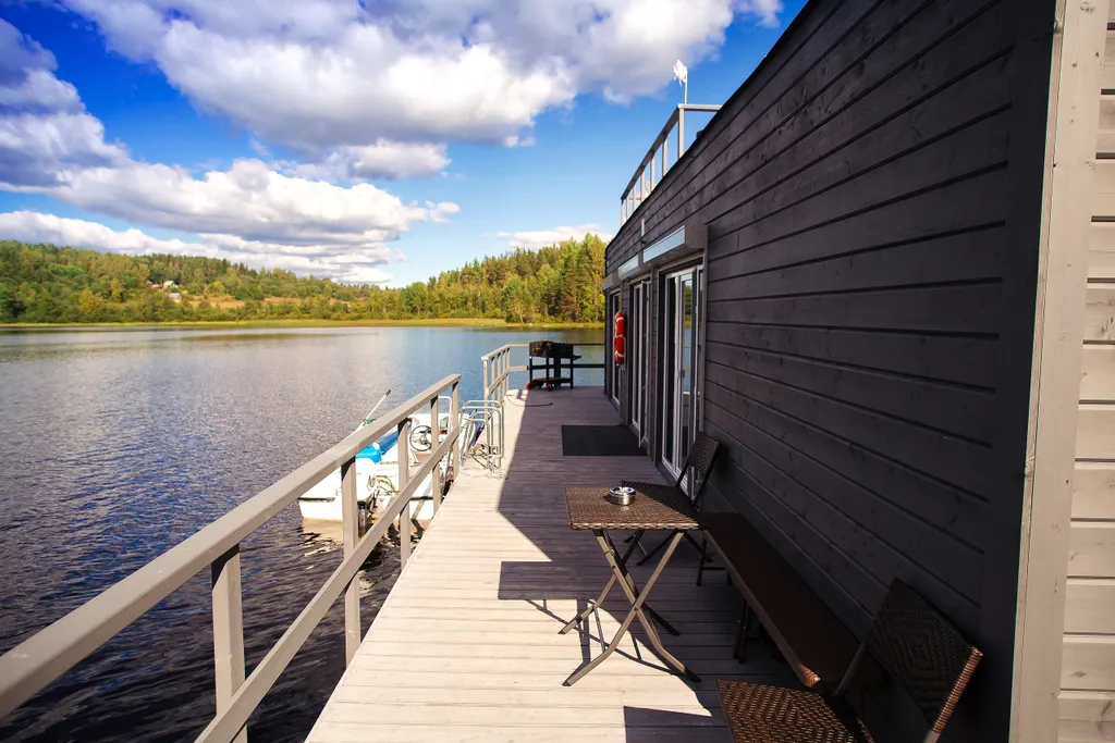 Уютный дом в уединенном месте в шхерах Ладоги